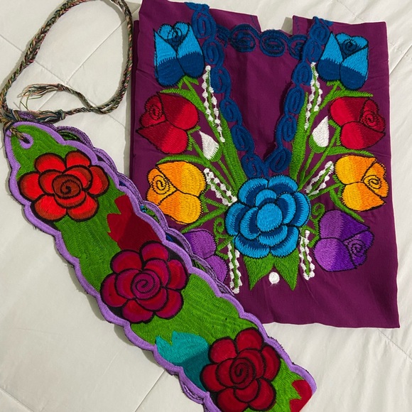 Mexican Blouse and Belt. It can sell separately. - Picture 3 of 4